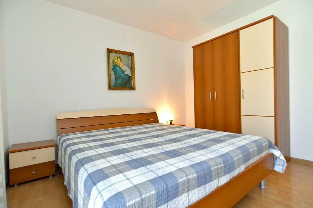 Apartments Cocaletto 1899 Rovigno 0*,  Croazia